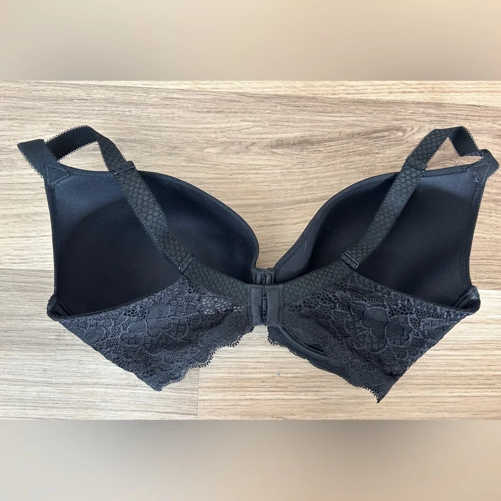Simone Perele Caresse 3D Plunge Lace Underwire Bra Black 30G (65G EUR)